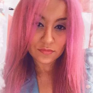 Meet your Posher, Caroline